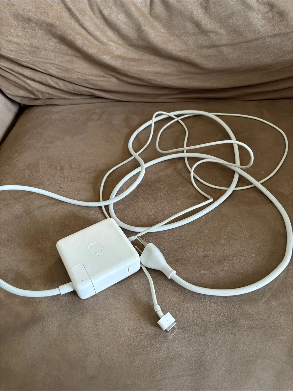Apple White MagSafe 2 Power Adapter Charger with Cable